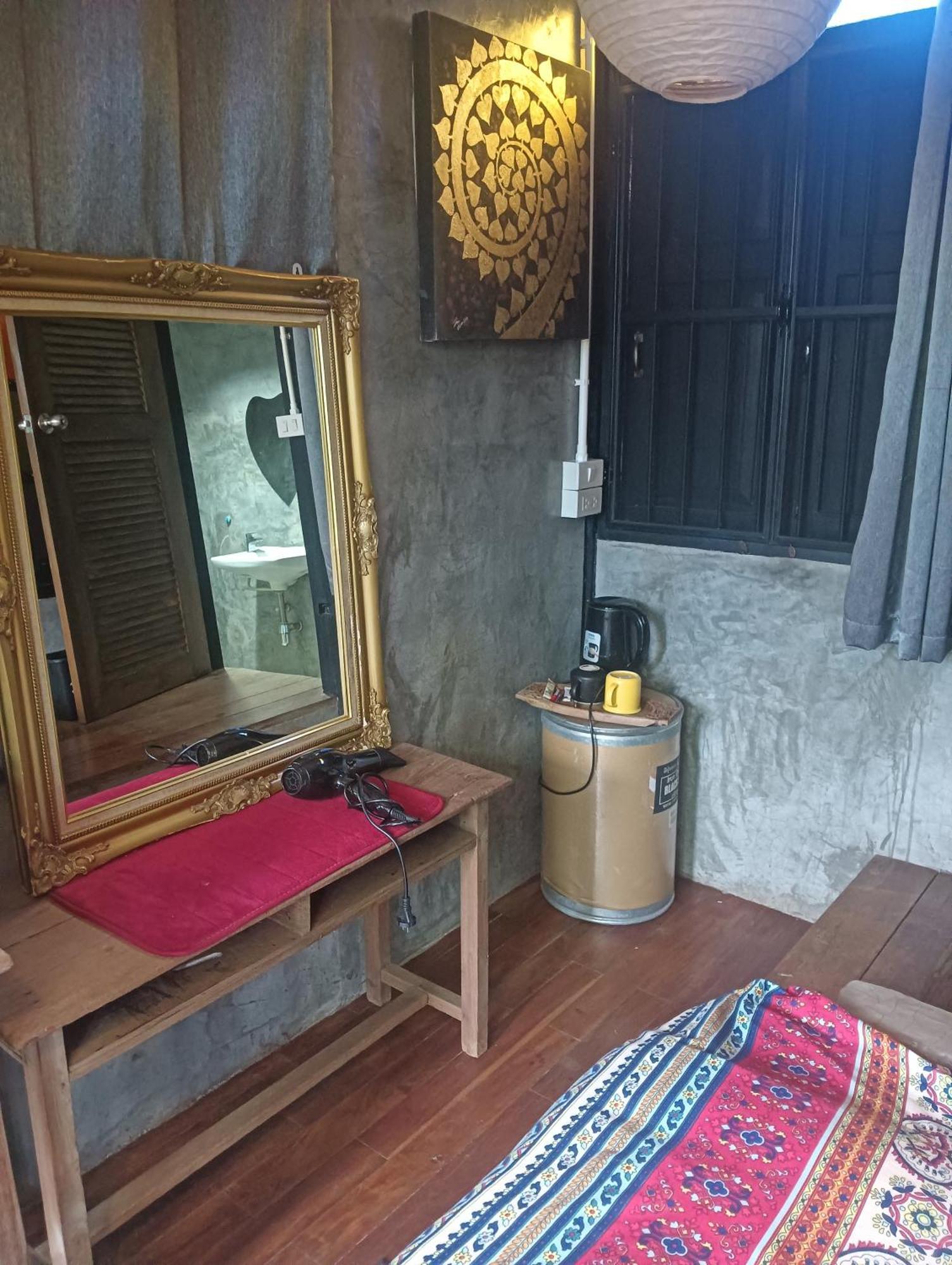 Baan Chiang Mai Hostel Luaran gambar